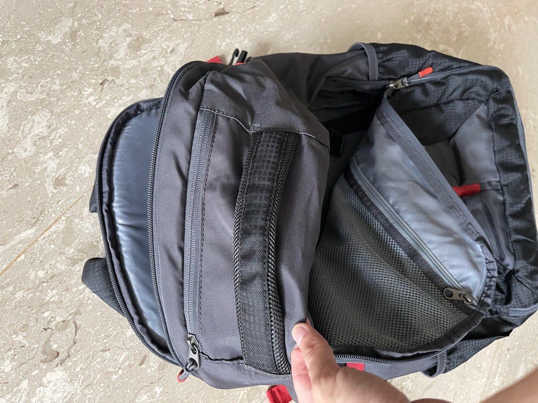 American Tourister Magna backpack Computers Tech Parts