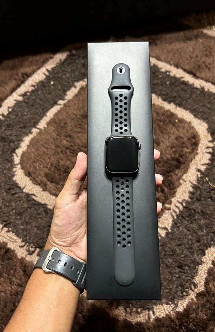 Apple Watch Nike SE 44mm Men s Fashion Watches Accessories