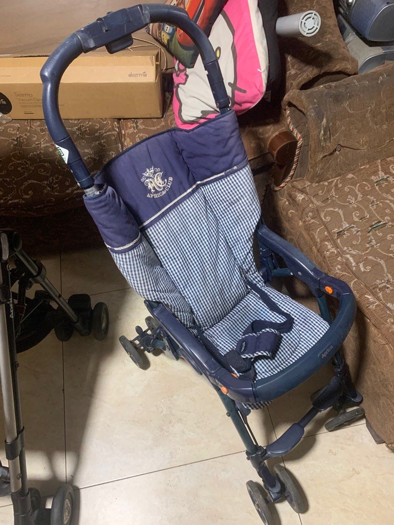 Aprica Stroller (Category: Strollers) located in Valenzuela. Submitted by panchitasboutique (Listing ID 1243402894, Image 2). Description: - Japan Surplus - good condition - no canopy / bubong - heavyduty - lightweight - 6months and up .