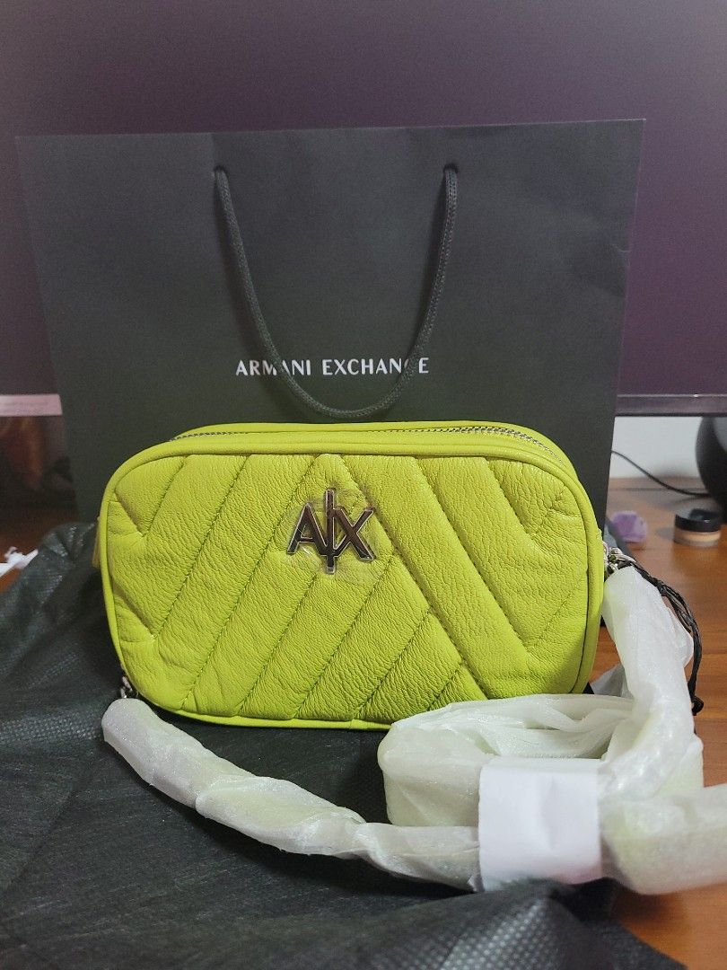 Armani Exchange lettering-charm quilted camera bag (Green