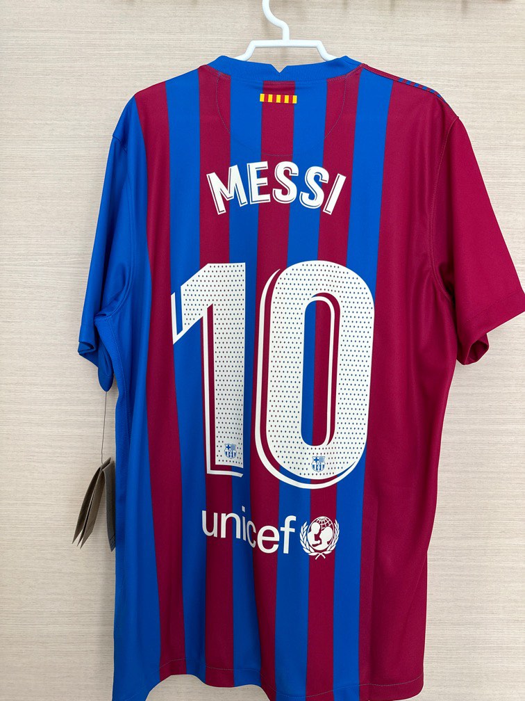 Authentic Barcelona Messi Jersey, Men's Fashion, Activewear on Carousell