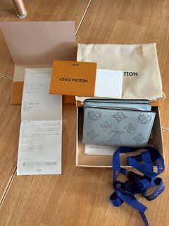 Louis Vuitton LV CLEA wallet - monogram print on empreinte leather