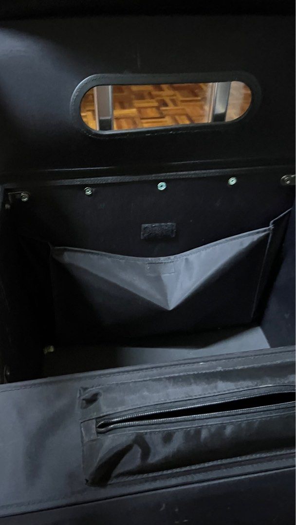 Bag to School SALE (Category: Everything Else Others) located in Quezon City. Submitted by itsmeikay (Listing ID 1243388824, Image 3). Description: SPARK brand trolley bag for sale, sightly use. Perfect for school includes bag cover for rainy days. .