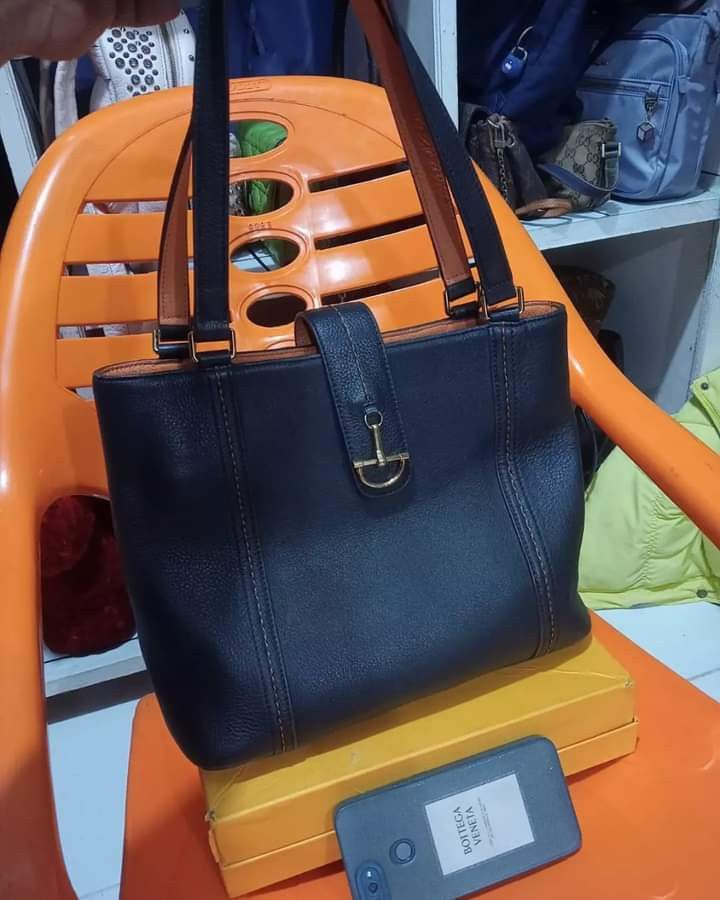 Bonia tote bag full kulit asli, Fesyen Wanita, Tas Dompet di