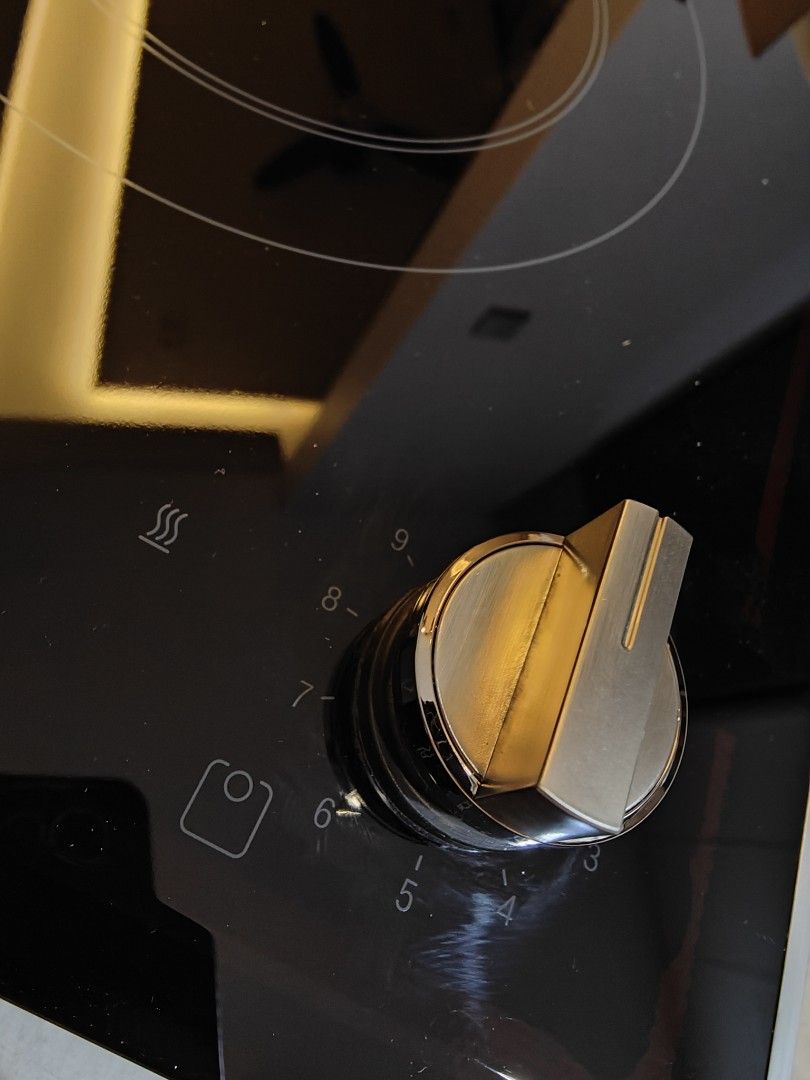 BOSCH Ceramic Hob, TV & Home Appliances, Kitchen Appliances, Hobs