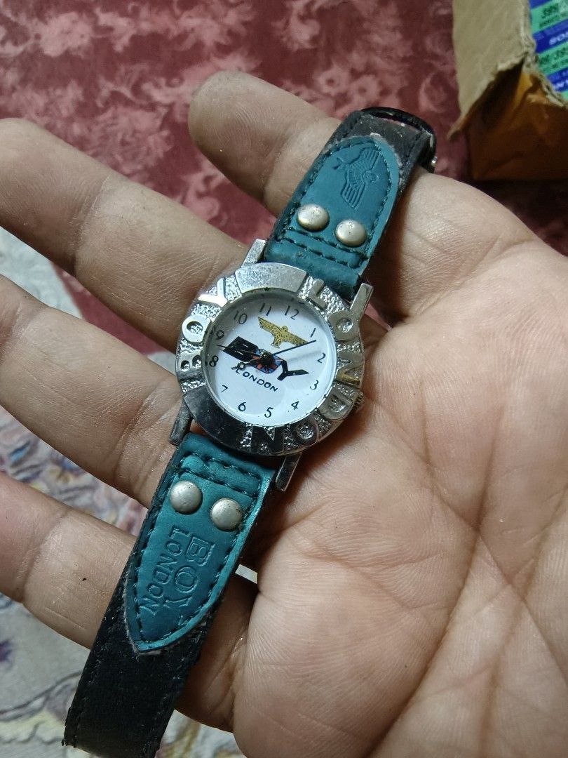 Boy london color changing watch top