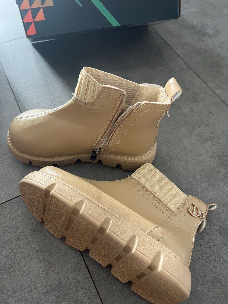 Girl boot brands 2025