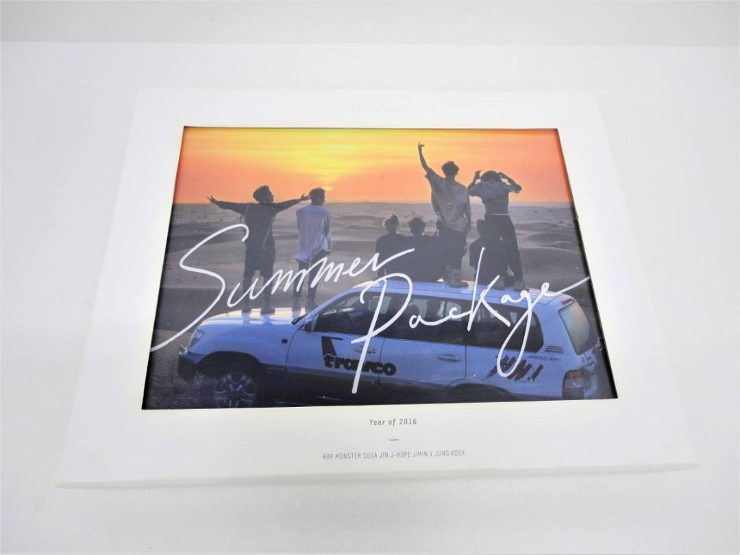 BTS Bangtan Boys IN DUBAI 2016 summer package, 興趣及遊戲, 收藏品