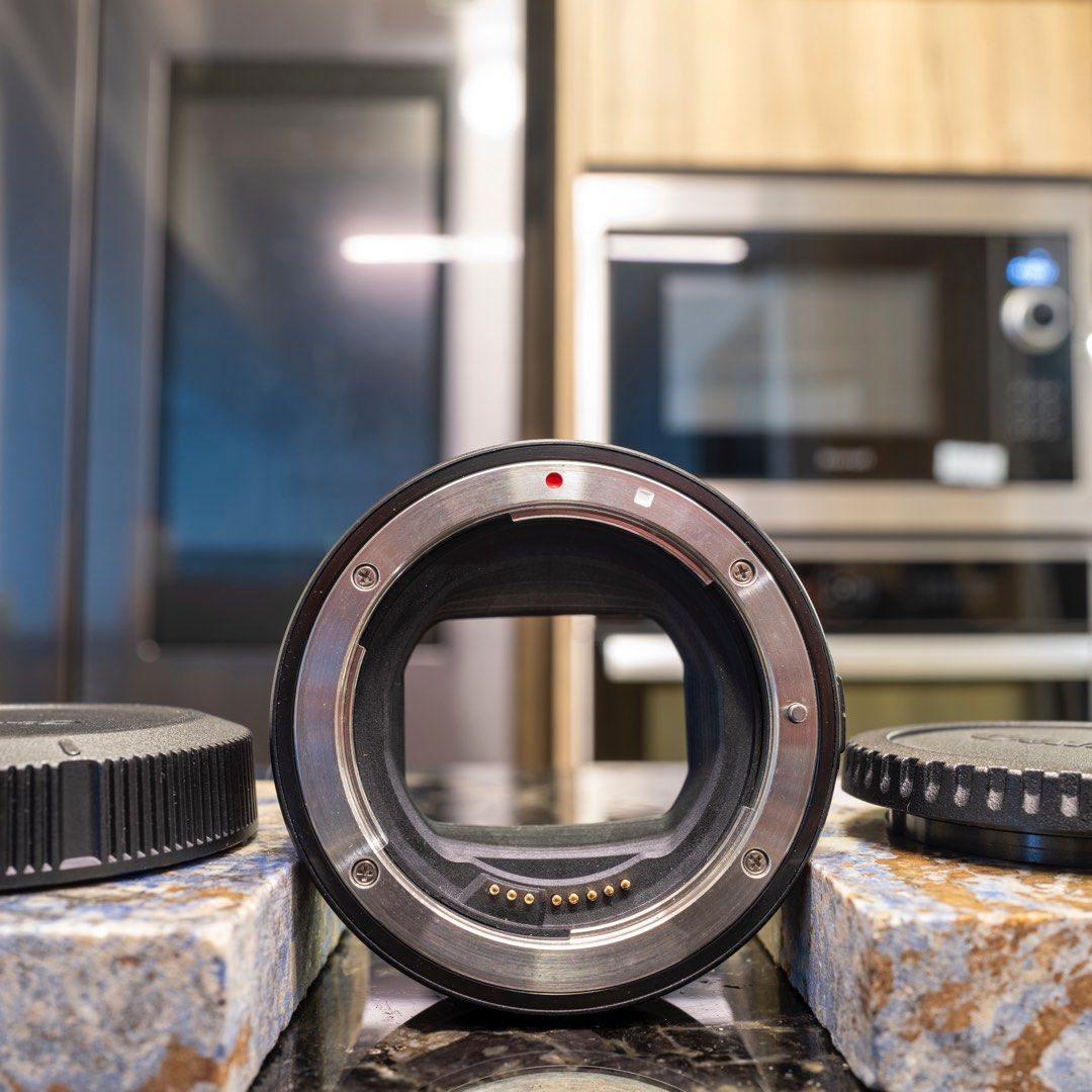 Canon EF-EOS R Adapter, Photography, Lens & Kits on Carousell