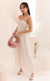 (Category: ) located in . Submitted by ming.closet (Listing ID 1243453216, Image 1). Description: .