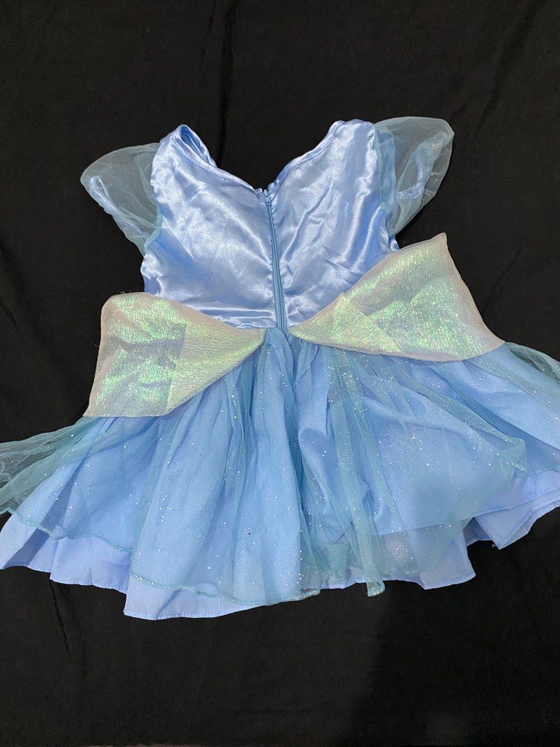 Cinderella Dress (Category: Babies & Kids Fashion) located in Manila. Submitted by dsposable (Listing ID 1243445894, Image 2). Description: 1-2 YO Used once pero may slight prob sa tahi Good for costume party .