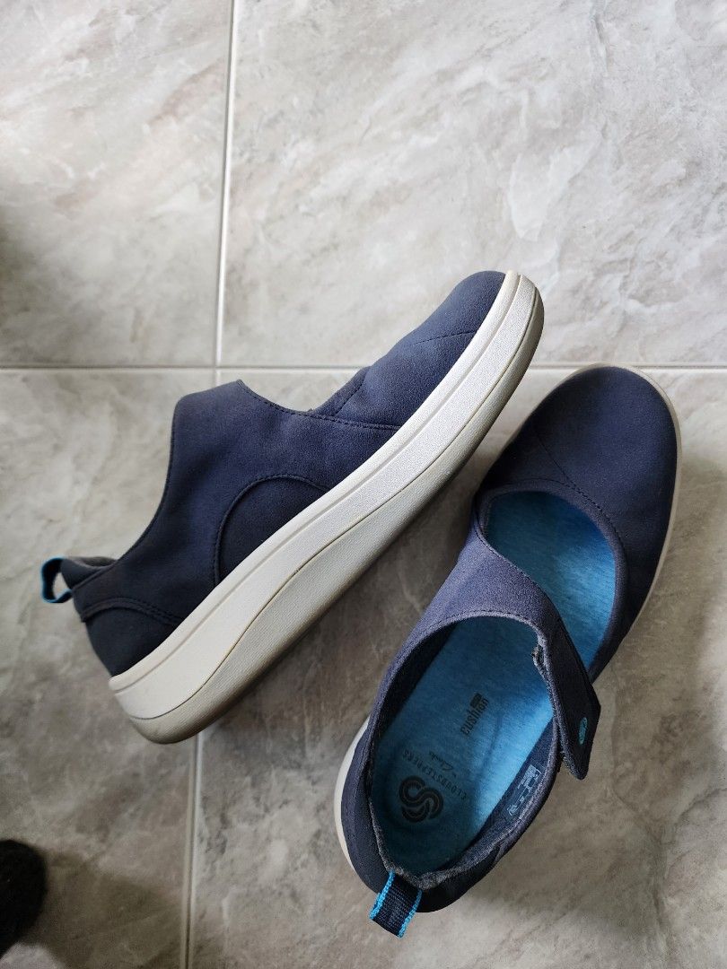 Clarks air hot sale steppers