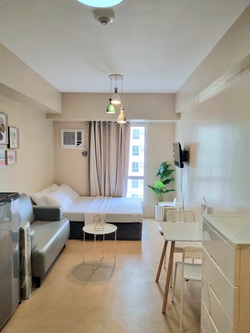 Condo for rent Iloilo City Studio Avida Towers Atria, Property