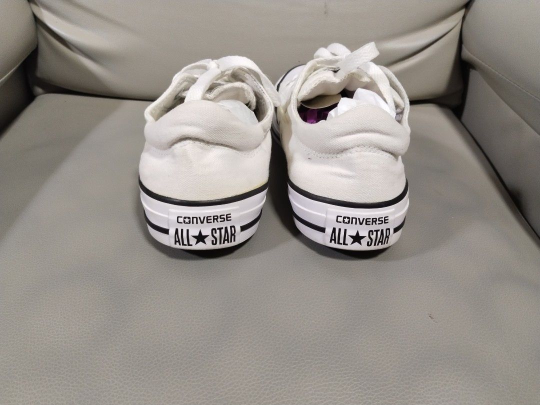 Converse with elastic on sale back