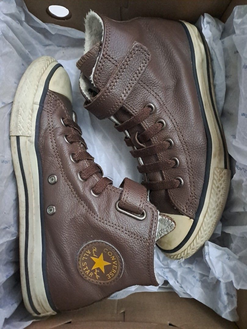 Converse leather kids size UK 1.5 Babies Kids Babies Kids