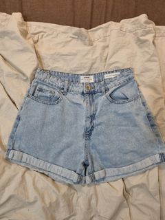 (Category: ) located in . Submitted by yilinggs (Listing ID 1243427449, Image 1). Description: .