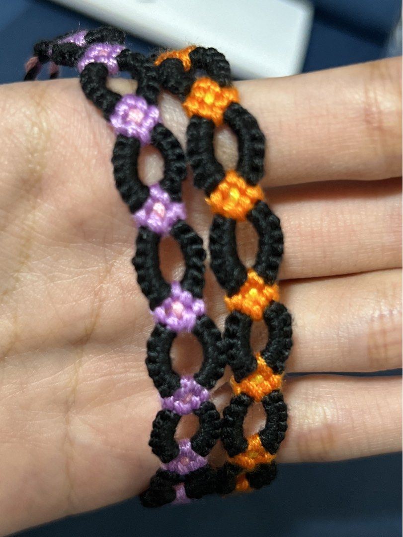Daisy hotsell friendship bracelet
