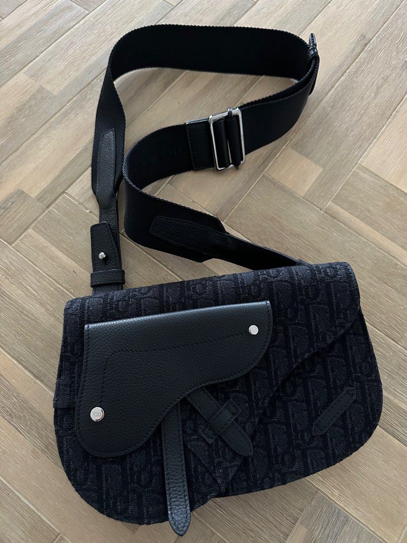 Dior black oblique saddle bag best sale