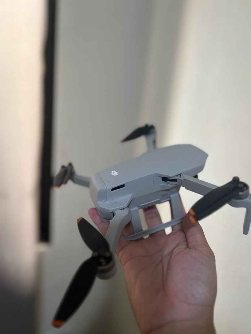 DJI MINI 2 RC won’t work unless connected to charger, Photography