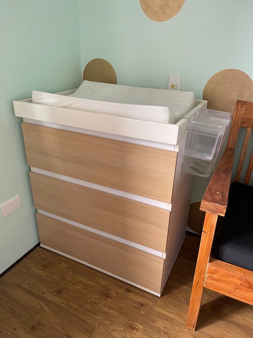 Changing table used best sale