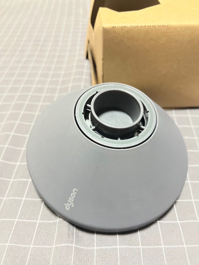 Dyson attachment diffusers, Beauty & Personal Care, Hair on Carousell