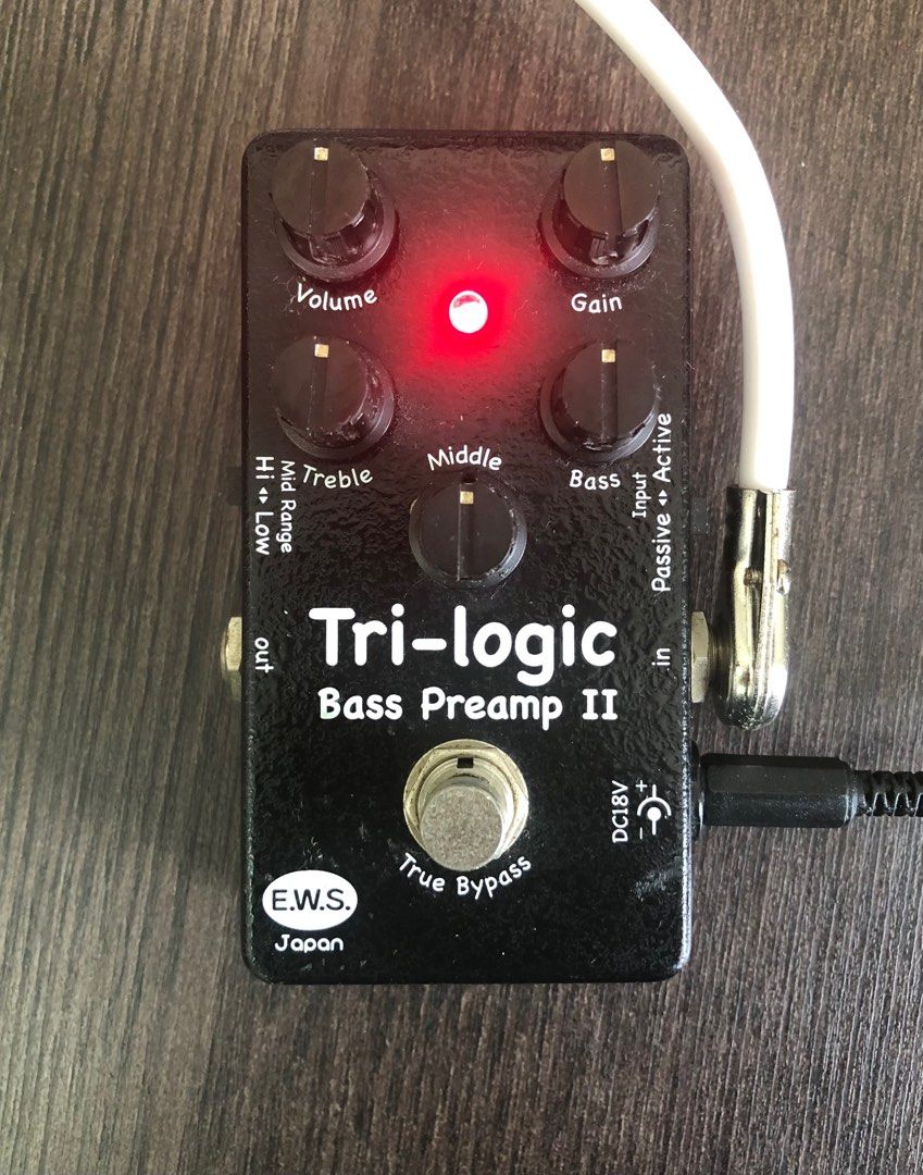 E.W.S Tri Logic Bass Preamp ii - ベース