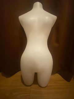Female Straight Mannequin Table Top Manekin Full Form Body Manikin Manequin