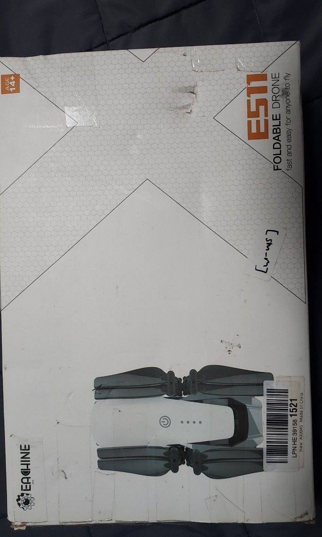 Foldable drones