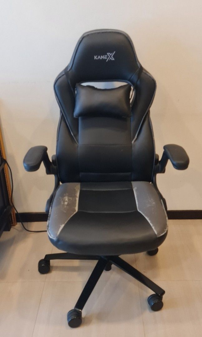 Kanex chair shop