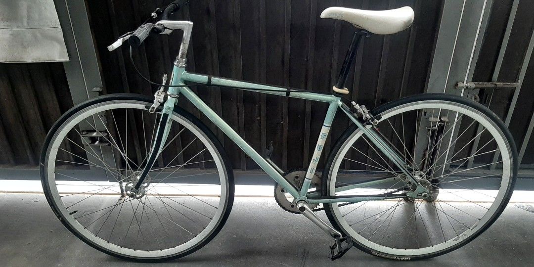 Fuji feather green deals