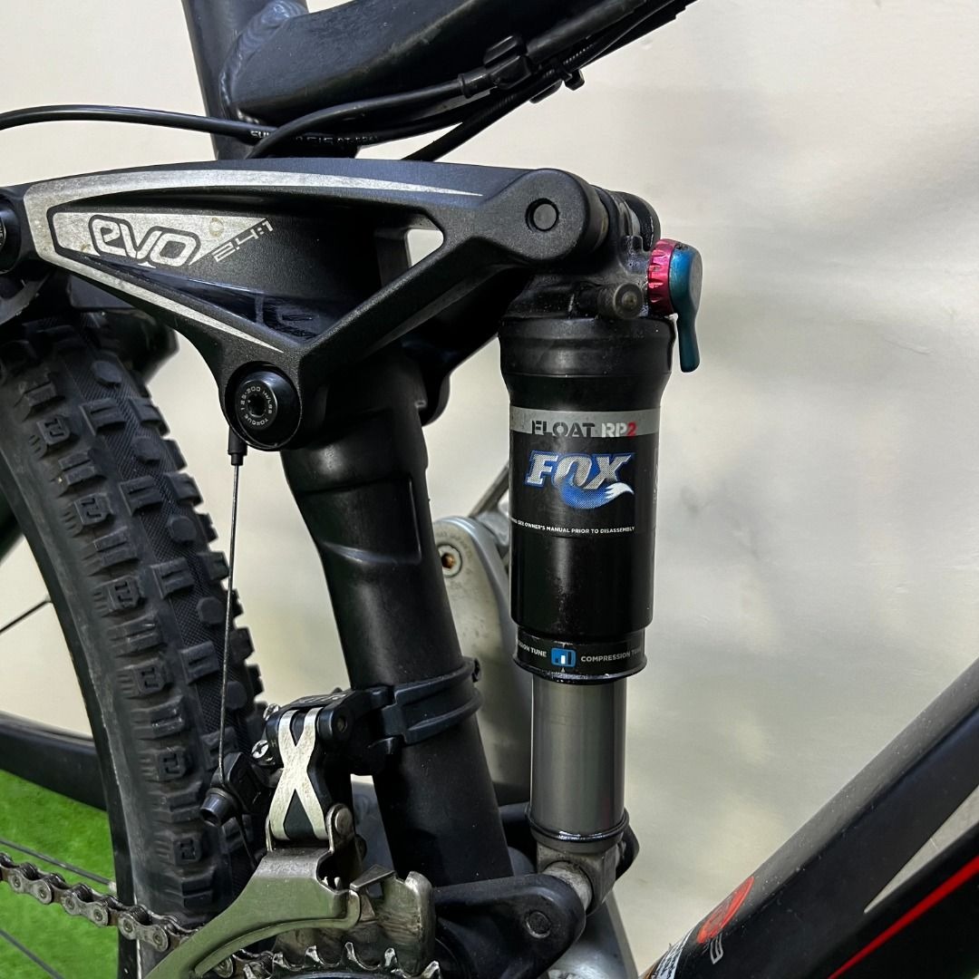 Full suspension TREK Fuel EVO EX 8 MTB Mountain Bike Mountain