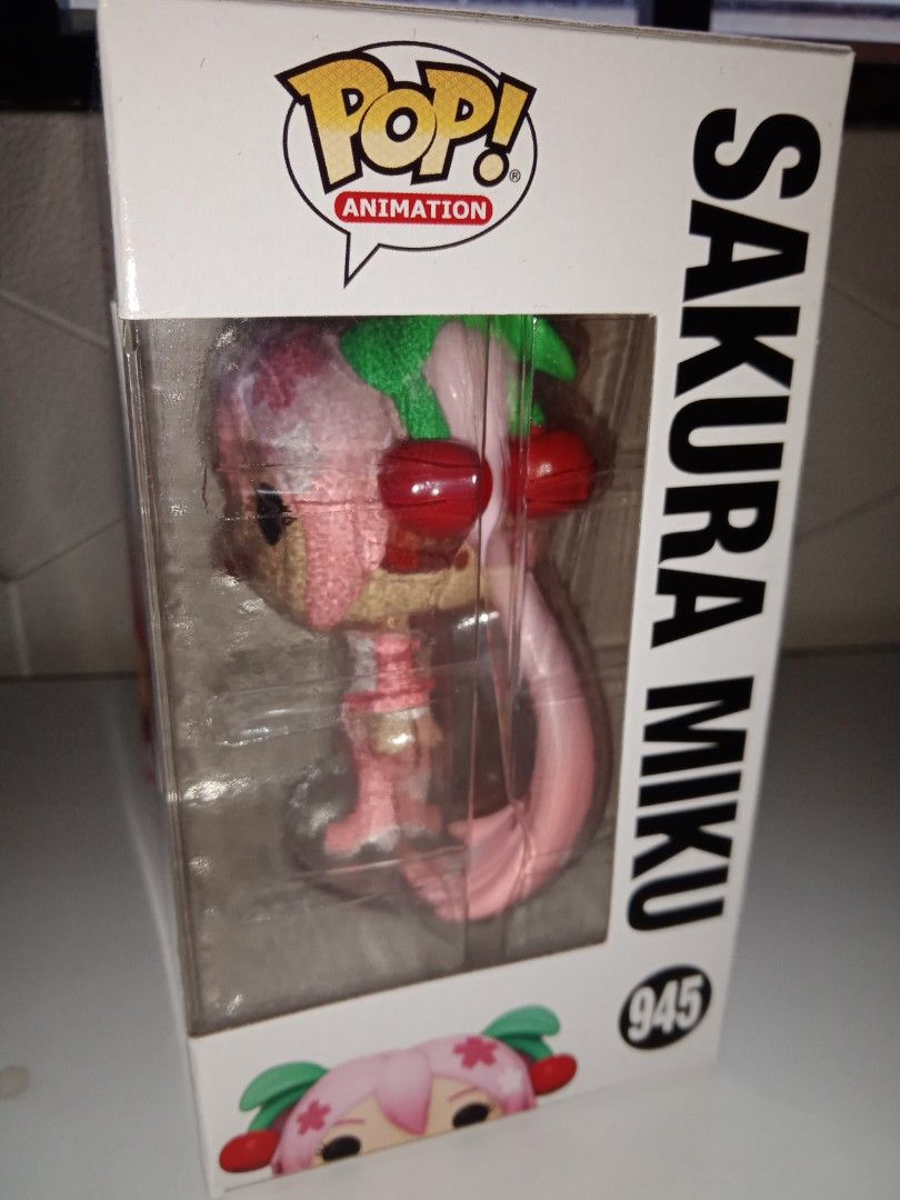 Funko Pop! SAKURA MIKU CHERRY BLOSSOM #945 SPECIAL EDITION