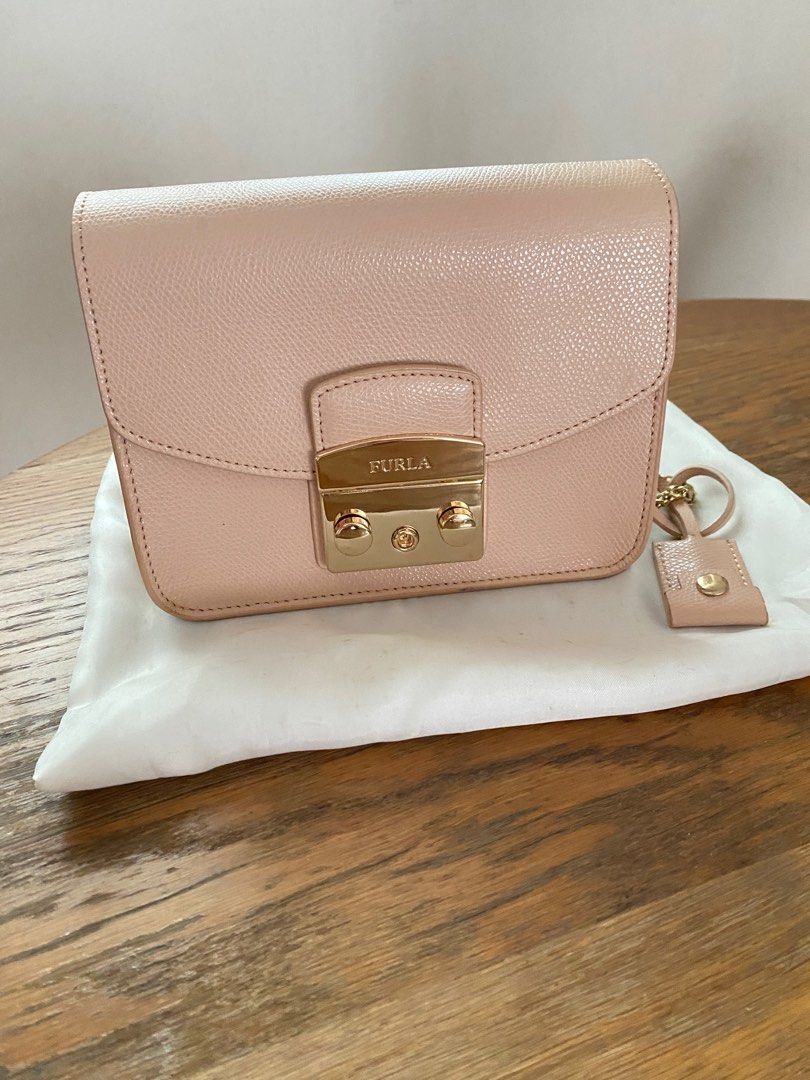 Furla metropolis mini moonstone