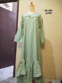 Delina Muslim Wear Salur