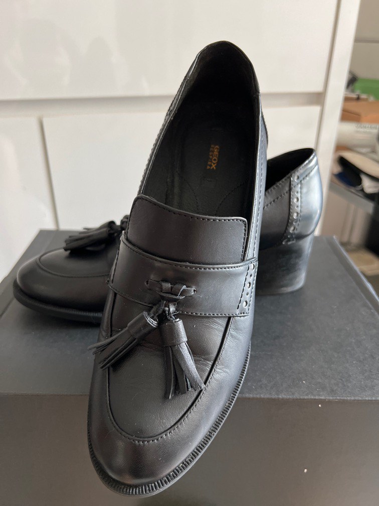 Geox black pumps hotsell