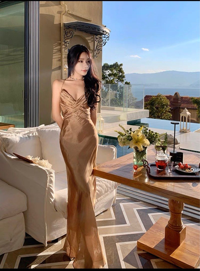 Gold dress, Women's Fashion, Dresses & Sets, Dresses on Carousell Gold dress, Women's Fashion, Dresses & Sets, Dresses on Carousell