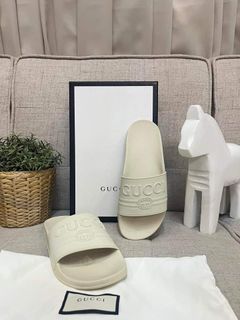 Gucci Rubber Logo Pool Slides Off White