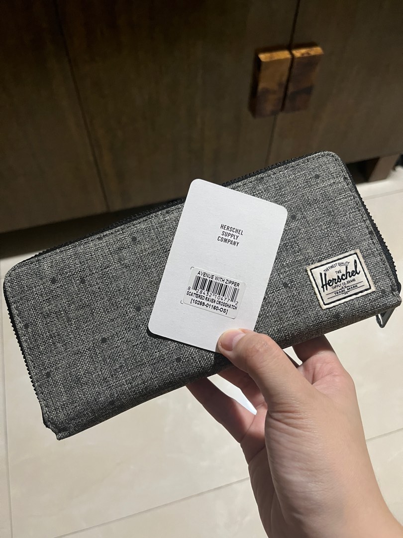 Herschel Avenue wallet Raven X RFID on Carousell