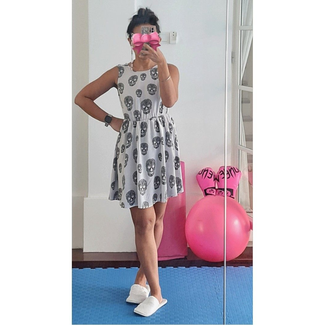H&m skull discount dress
