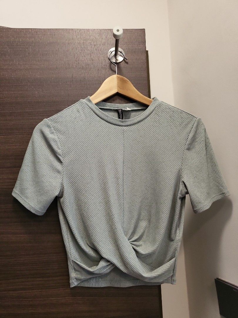 H M Twist Crop Top Women s Fashion Tops Shirts on Carousell