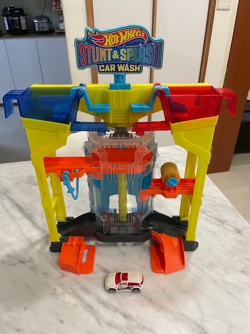Hot Wheels, Car Wash Playset, Hobbies & Toys, Toys & Games on Carousell