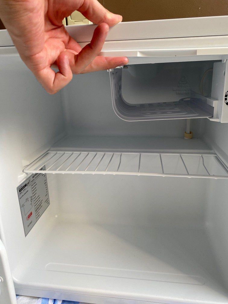 Bar hotsell fridge ikea