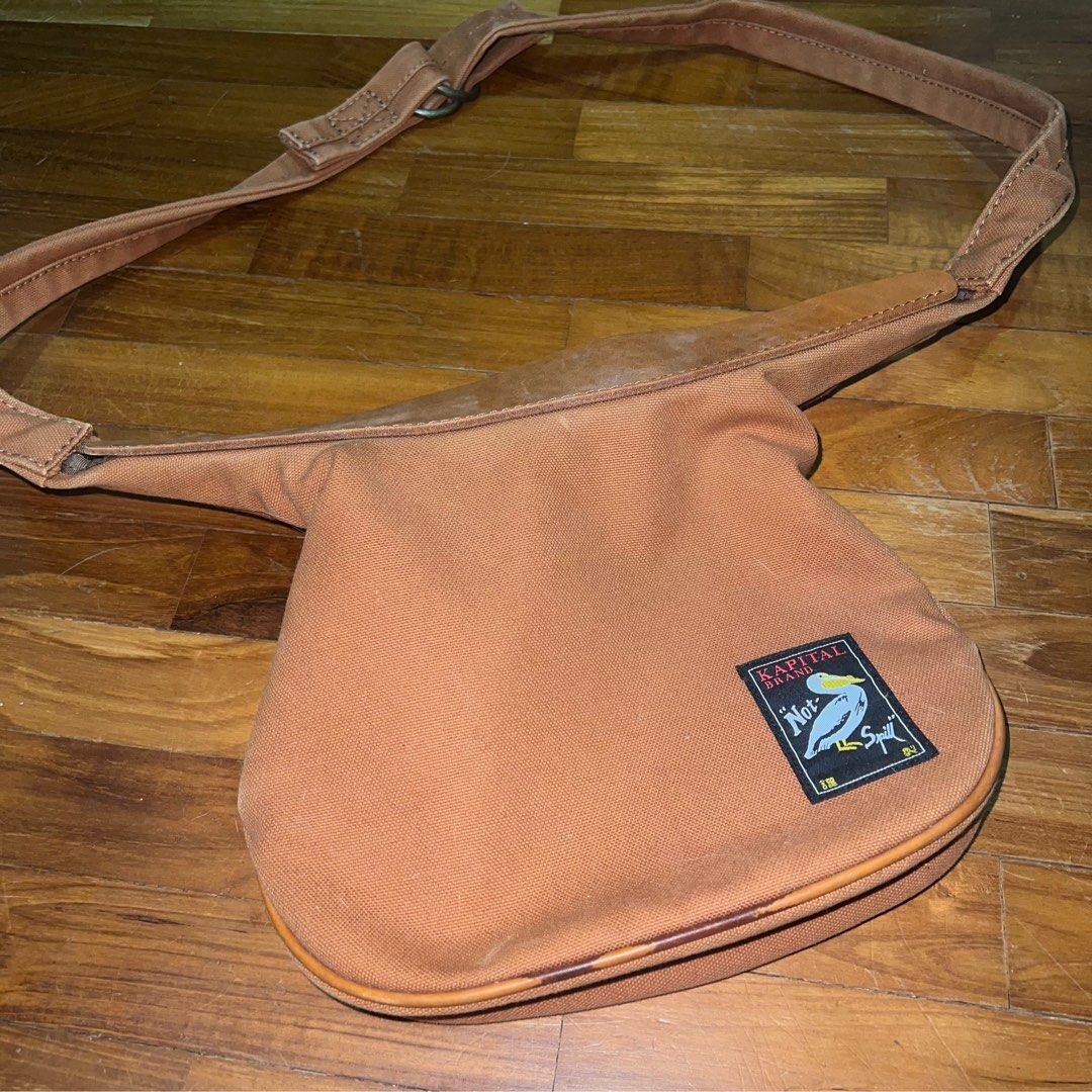 Original SUPREME sling bag, Men's Fashion, Bags, Sling Bags on Carousell