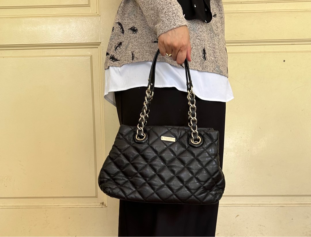 Kate spade black bag with gold chain new arrivals