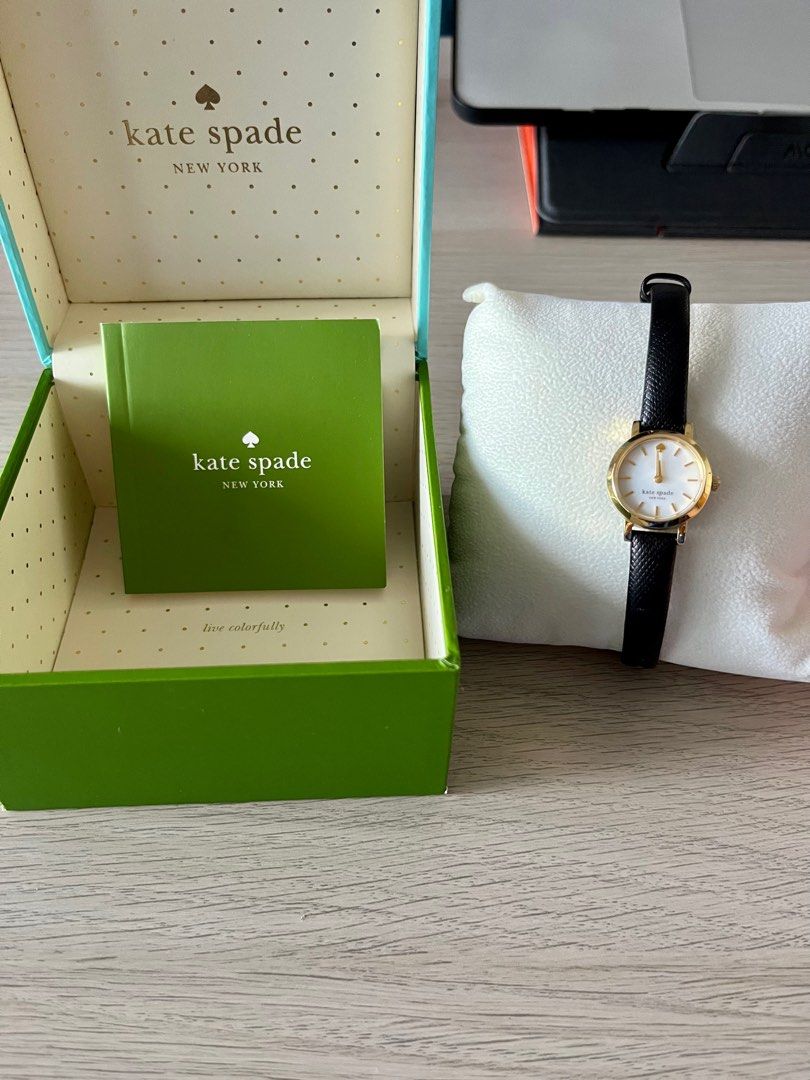 Kate spade hotsell tiny metro watch