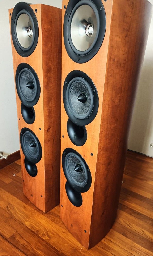 KEF speaker IQ9, Audio, Soundbars, Speakers & Amplifiers on Carousell
