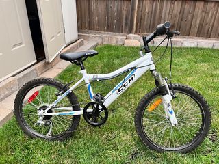 Kids CCM Bike