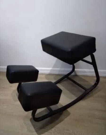 Kneeling Chair (Category: Office Furniture & Fixtures) located in Quezon City. Submitted by shopsm (Listing ID 1243414693, Image 1). Description: kneeling chair.