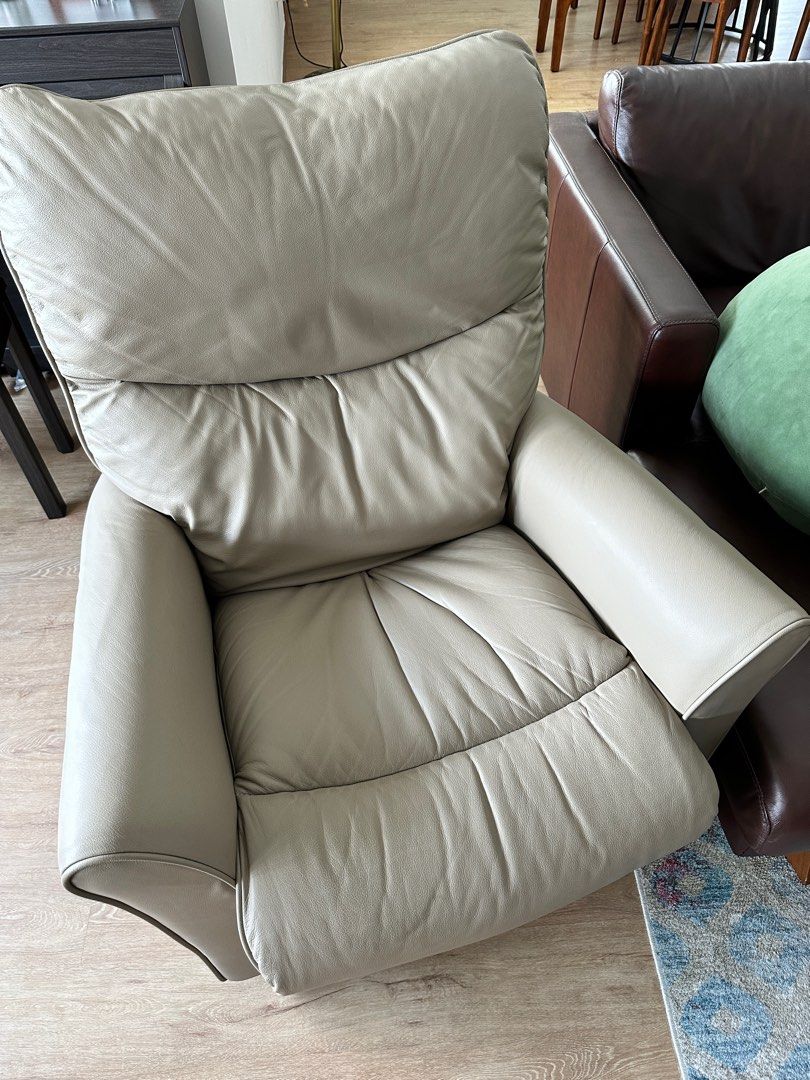 LaZBoy Rowan Rocking Recliner Chair Full Leather, Furniture & Home
