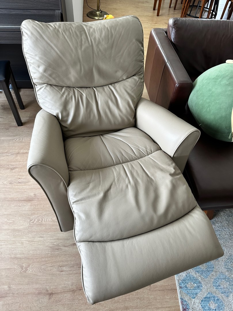 LaZBoy Rowan Rocking Recliner Chair Full Leather, Furniture & Home
